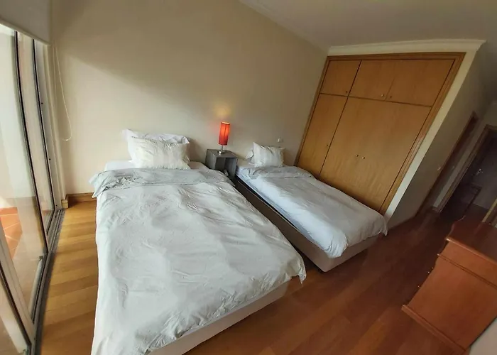 Comfy And Charming Palace * Φουνκάλ