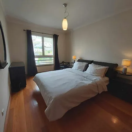 Comfy And Charming Palace דירה